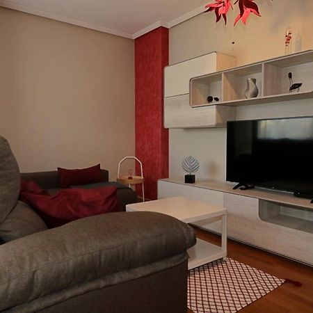Apartamento , Wifi Y Garaje Cerca Del Centro Appartement Oviedo Buitenkant foto