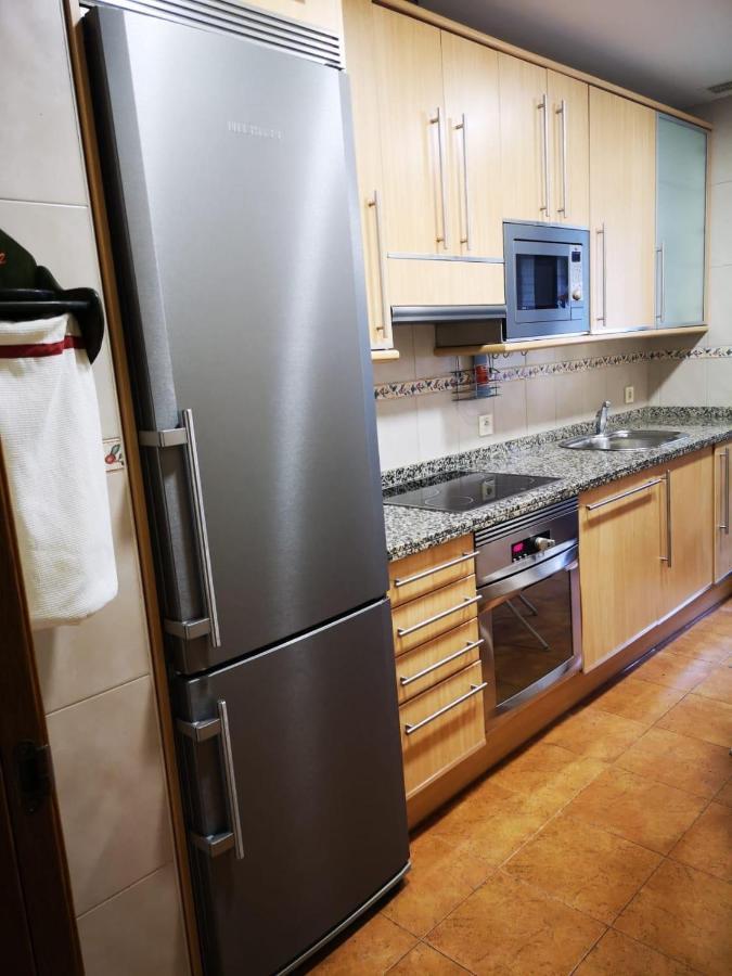 Apartamento , Wifi Y Garaje Cerca Del Centro Appartement Oviedo Buitenkant foto